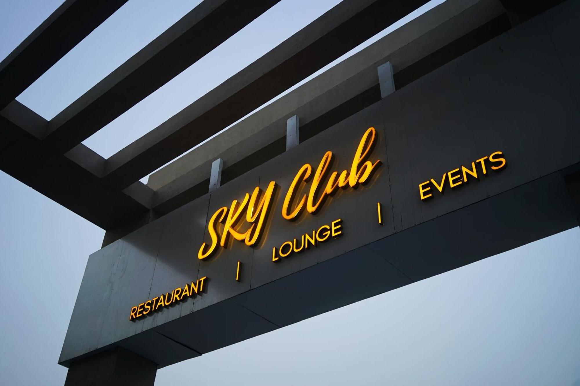 Rhythm Gurugram Hotel & Suites, Sohna Road 古尔冈 外观 照片